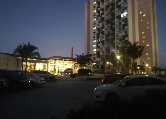 Hotel Cozy Staycation At Eastbay Residences 3*