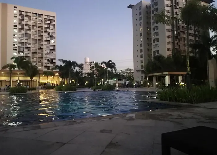 Hotel Cozy Staycation At Eastbay Residences