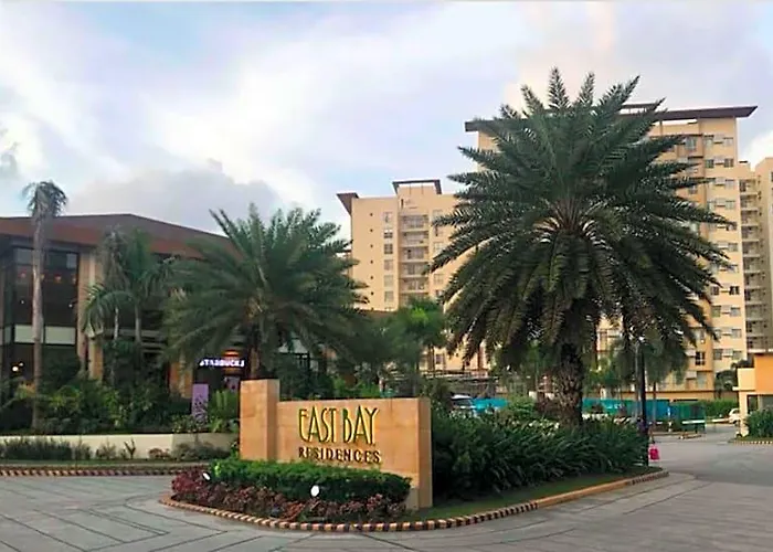 Hotel Cozy Staycation At Eastbay Residences 3*
